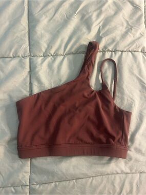 Asymmetric One-Shoulder Sports Bra